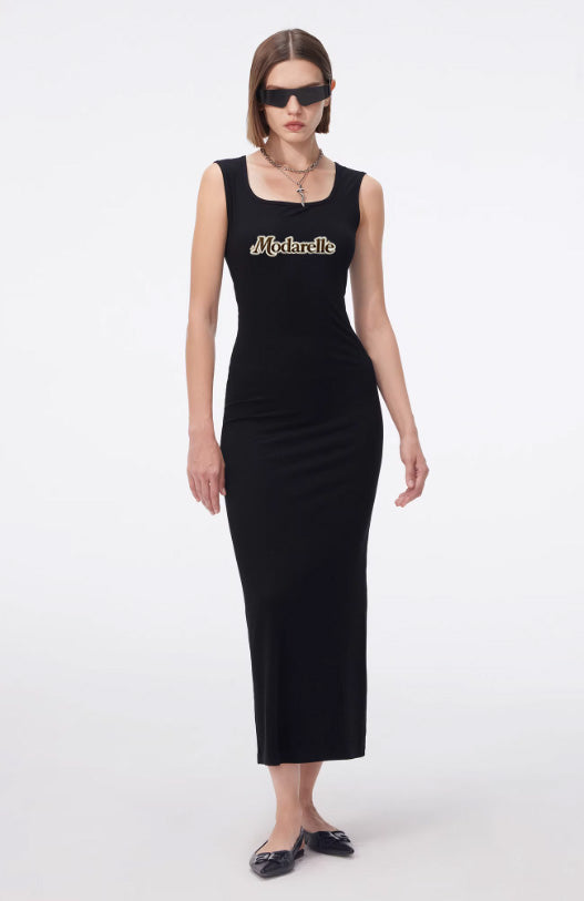 Minimal Grace Sleeveless Maxi Dress